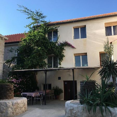 Sobe Gorana Hotell Živogošće Exteriör bild