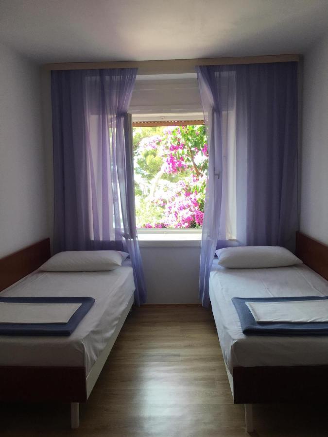 Sobe Gorana Hotell Živogošće Exteriör bild
