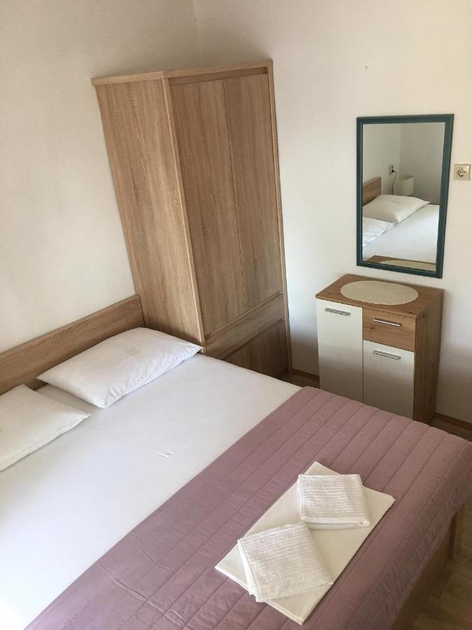 Sobe Gorana Hotell Živogošće Exteriör bild
