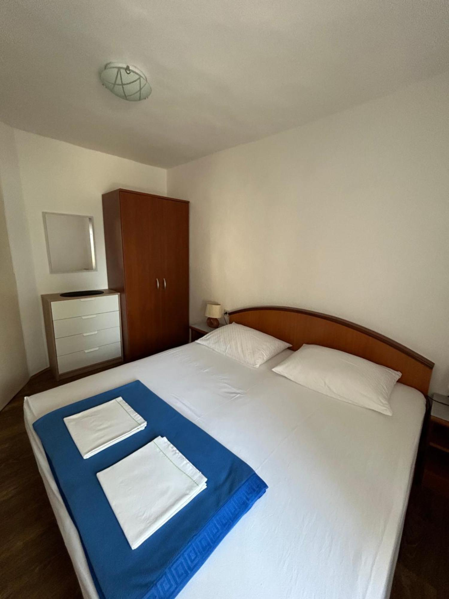 Sobe Gorana Hotell Živogošće Exteriör bild