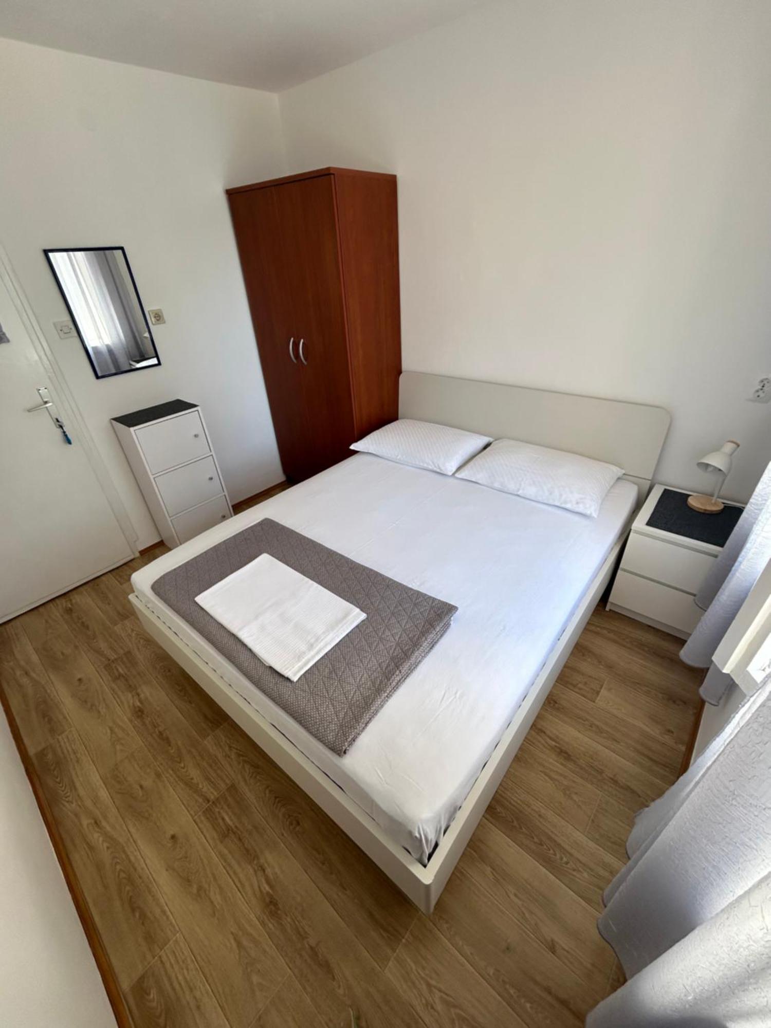 Sobe Gorana Hotell Živogošće Exteriör bild